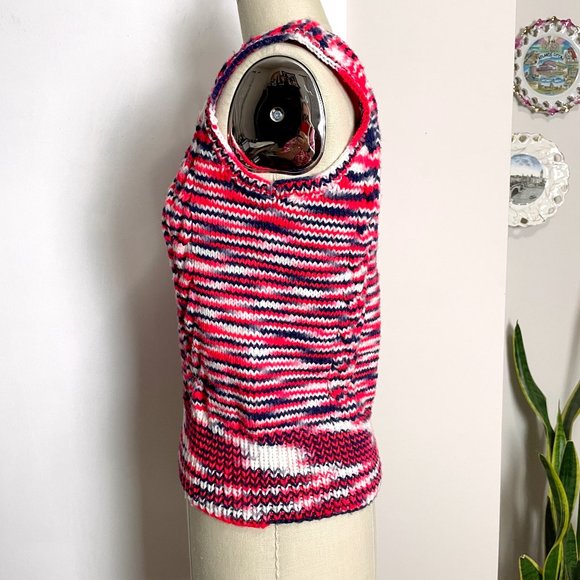 Red, white and blue ombre cable knit pullover vest - size M - Picture 5 of 7